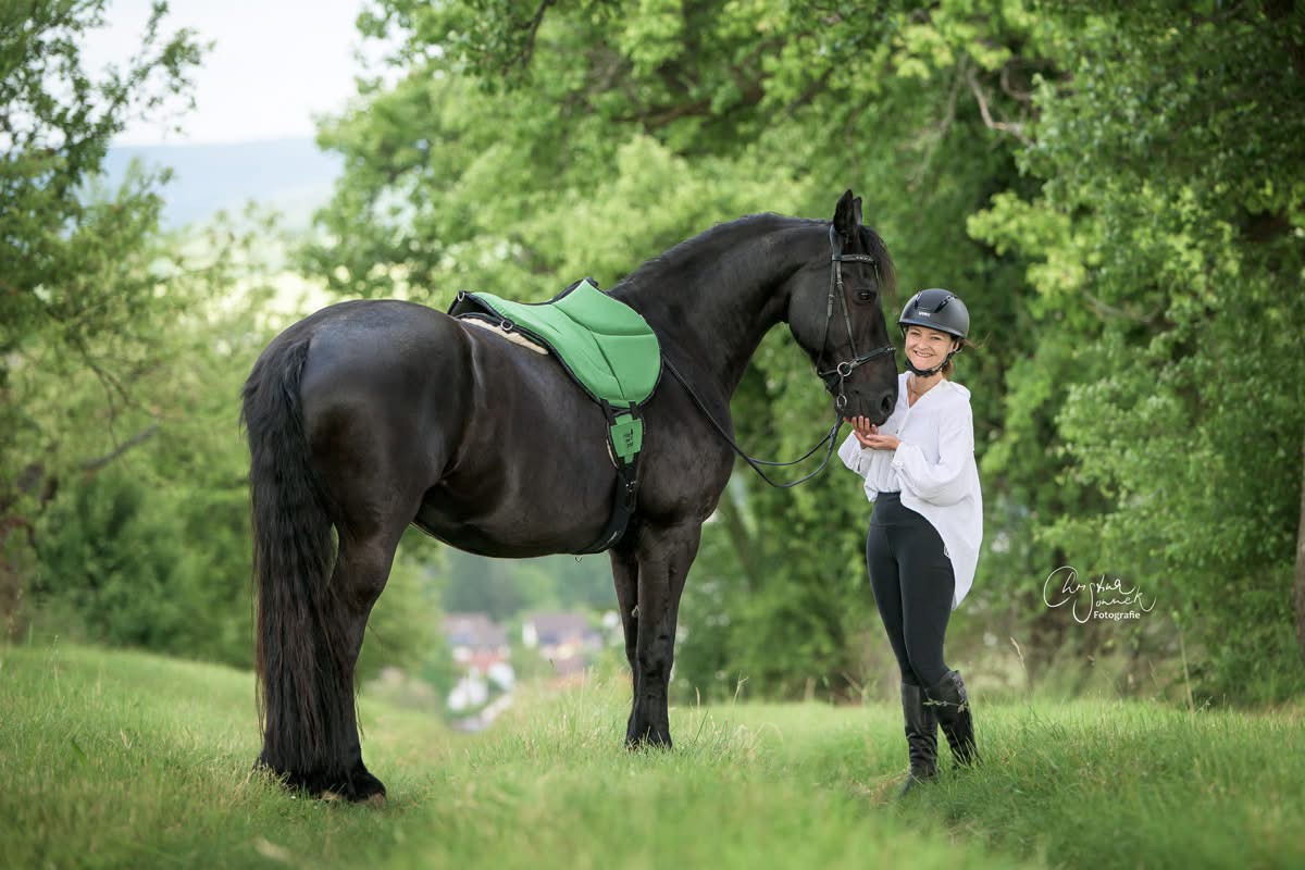 Barefoot Ride-on-Pad 13